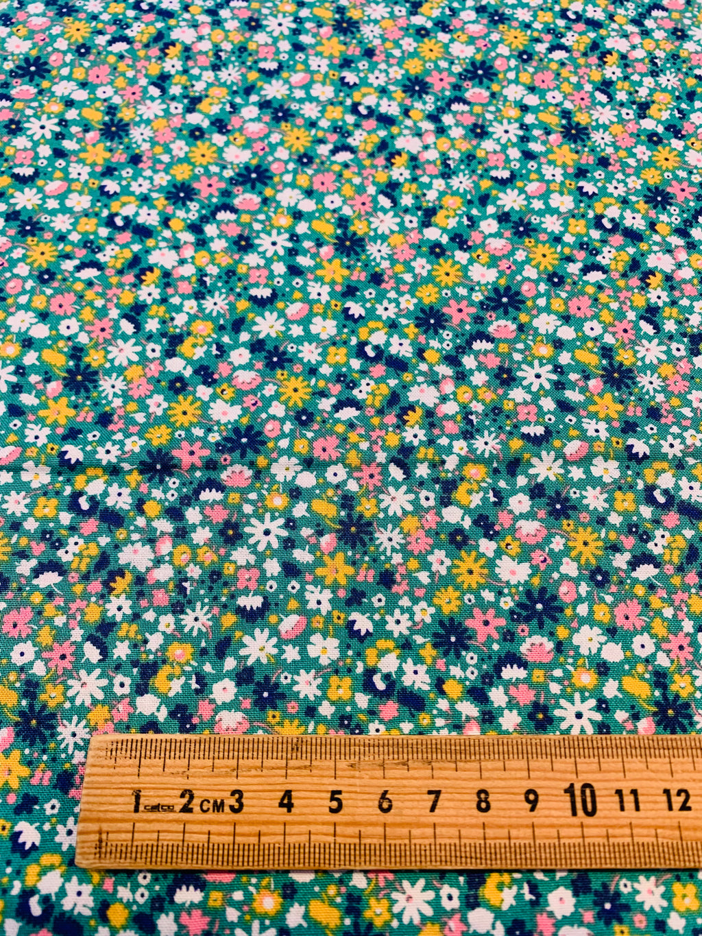 Liberty Cotton Carnaby Collection: Bloomsbury Blossom C