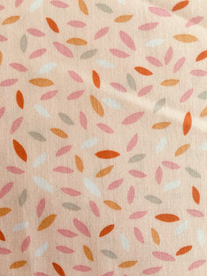 Windham Fabrics: Kenzie on Pink