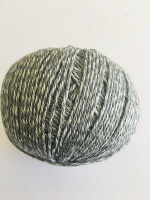 Wanderer 8 Ply Grey Gully Col 4203